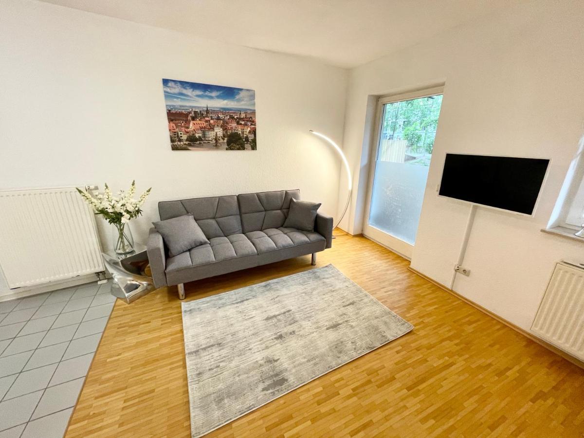 Ferienwohnung Blickfang - Modernes Apartment Direkt In Der Altstadt Von Erfurt Mit Balkon - Beste Lage Und Aussicht Extérieur photo