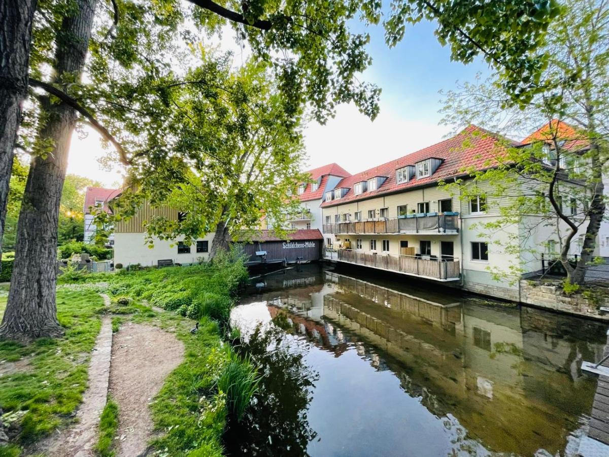 Ferienwohnung Blickfang - Modernes Apartment Direkt In Der Altstadt Von Erfurt Mit Balkon - Beste Lage Und Aussicht Extérieur photo